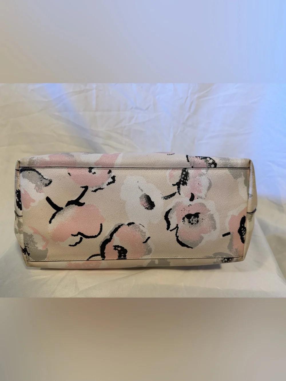 Coach Floral Print City Zip Tote